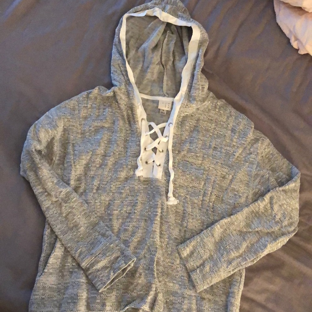Light grey hooded shirt
